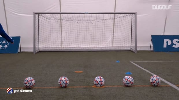 Robbie Burton v. Iyayi Atiemwen battle off in crossbar challenge